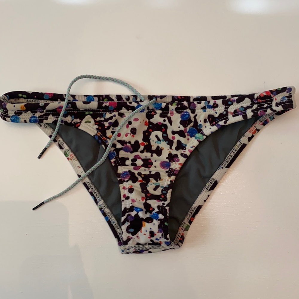 Jolyn Bikini Bottom Size Small